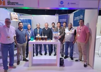 La Provincia acompañó a empresas santafesinas en el 1º Encuentro Apícola Federal en Chaco