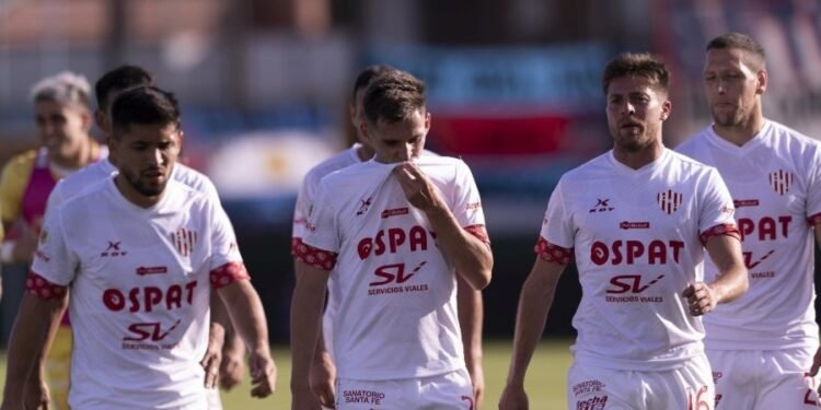 Unión y Almagro se enfrentan en San Nicolás por la Copa Argentina