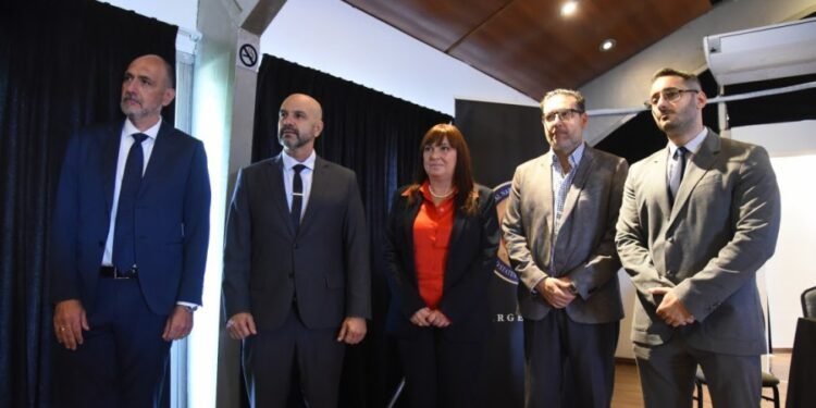 Arena y Brilloni participaron de un seminario de formación en investigación de casos de narcotráfico y corrupción