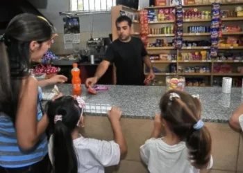 Nutricionistas pidieron a la provincia que se incorporen y promocionen alimentos saludables en las escuelas