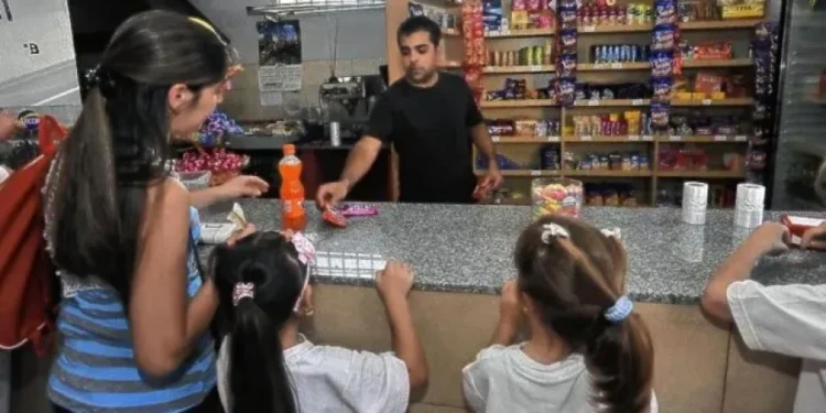 Nutricionistas pidieron a la provincia que se incorporen y promocionen alimentos saludables en las escuelas