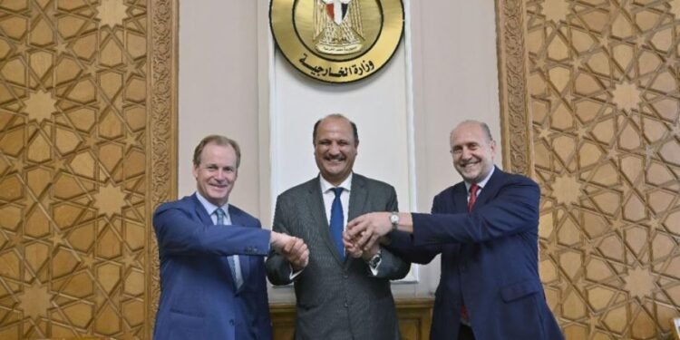 Perotti en Egipto: Busca ampliar las exportaciones de Santa Fe