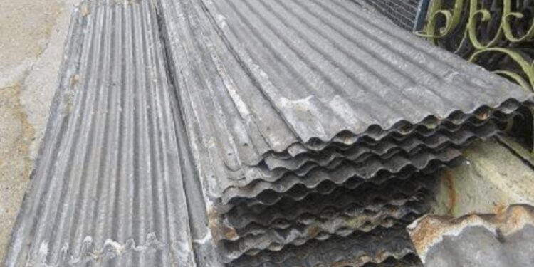 Insólito: Desarmaron un galpón y se llevaron más de 60 chapas