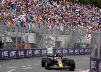 Verstappen ganó de punta a punta un GP de Mónaco con lluvioso final