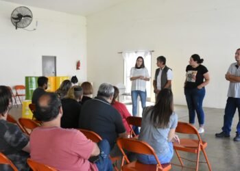 Trabajo con las vecinales para llegar con el mensaje ambiental a la ciudadanía