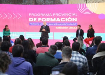 Perotti participó de una jornada de formación de gestión para el Desarrollo Territorial