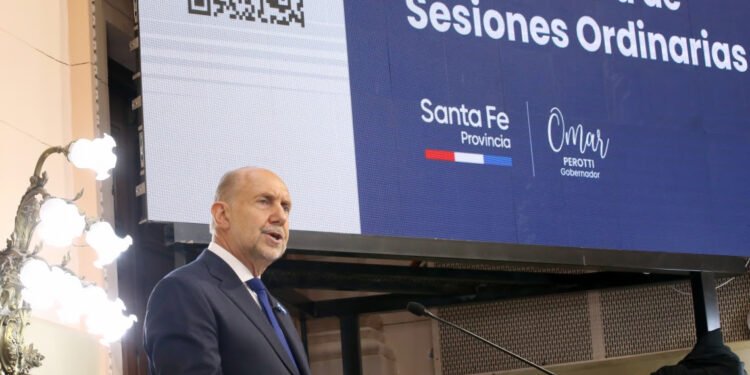 Perotti en la Legislatura: “Estamos dejando una provincia con importantes transformaciones; no podemos retroceder”