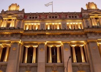 Qué sucederá este domingo Tucumán suspendió todas las categorías y San Juan elegirá sólo intendentes y legisladores