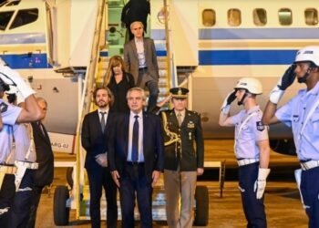 Inicia este martes Alberto Fernández ya está en Brasil para participar de la reunión de Unasur