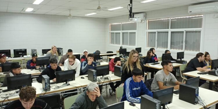 Nuevas capacitaciones para la inserción en el mundo laboral