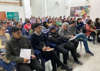 Se desarrolló el curso de manipulación segura de alimentos en la UCES