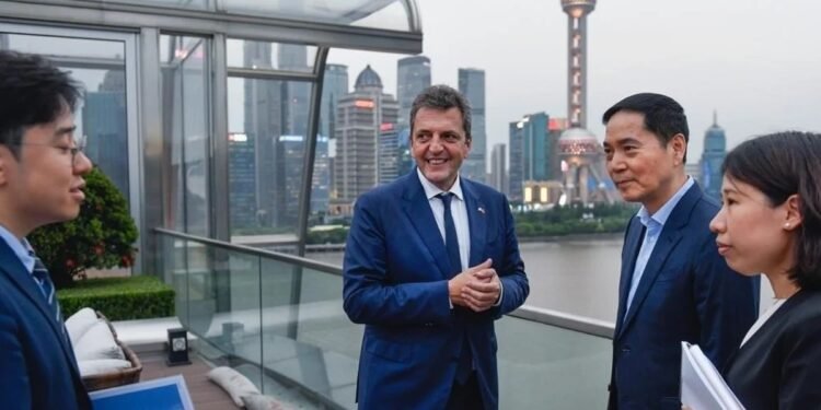 Visita a China Argentina apunta nuevamente a recibir ayuda financiera del BRICS
