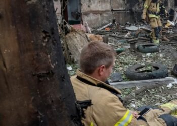 Guerra en Ucrania La ciudad natal de Zelenski fue golpeada por un bombardeo ruso: diez muertos