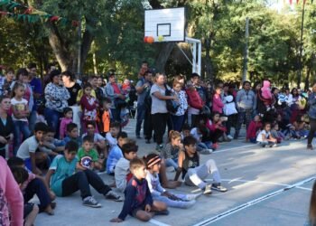Festejo en el barrio Villa Podio