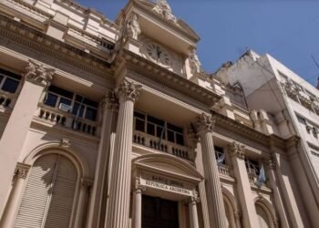 Sin cambios El Banco Central mantuvo en el 97% la tasa de los plazos fijos