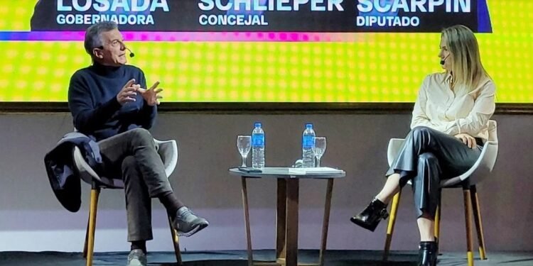 Presentación en Venado Tuerto del libro “Para Qué” Macri: «La candidatura de Massa es el reflejo de la decadencia kirchnerista»