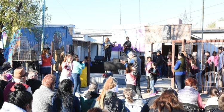 Domingo de festejo en barrio Güemes