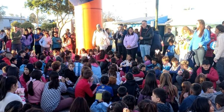 Luis Castellano participó de eventos barriales