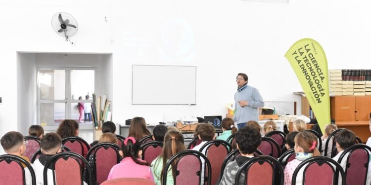 Agenda de la Ciencia en la escuela Pablo Pizzurno