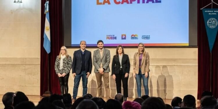 Elecciones Los candidatos de Santa Fe Puede presentaron el Compromiso con la Capital