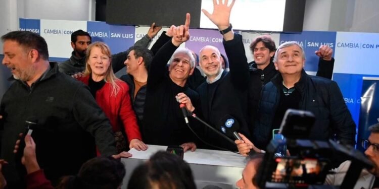 Argentina elige La oposición se impuso en dos de las tres elecciones provinciales