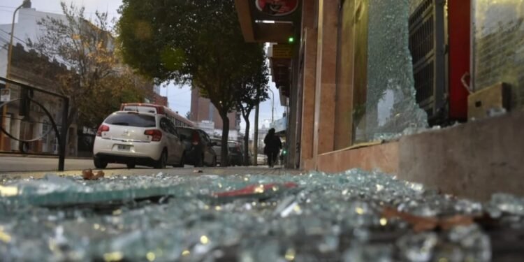 Inseguridad en Santa Fe Vandalizaron un comercio en barrio Constituyentes