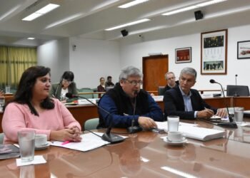 El jefe de Gabinete brindó el informe semestral de gestión