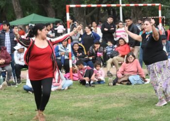 Festejo en el barrio Villa Podio