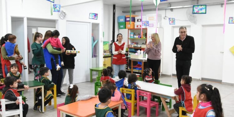 El Jardín Municipal N° 3, sede Zazpe celebró su cuarto aniversario