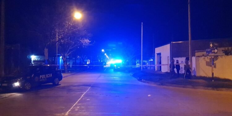 Asesinaron a balazos a una mujer en el barrio Fátima en un ataque sicario