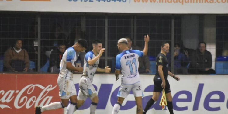 Atlético logró un triunfo tan ajustado como necesario