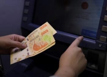 Alivio fiscal Massa anunció que los salarios de hasta $ 880 mil no pagarán Ganancias sobre el aguinaldo