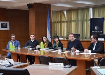 El SEOM llevó al Concejo el proyecto de convenio colectivo de trabajo