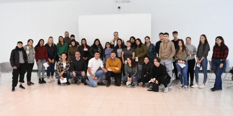 “Seguimos generando oportunidades de empleo para jóvenes”