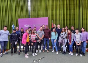 Más jóvenes ingresan este mes en empresas de la ciudad