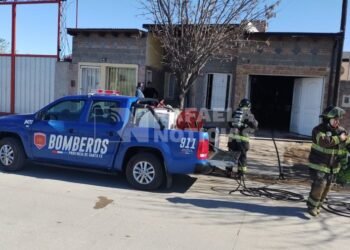 Incendio con daños materiales en una vivienda