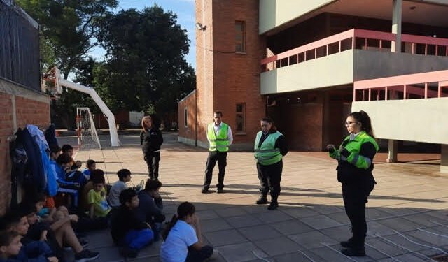 Jornadas en establecimientos educativos por el Mes de la Educación Vial