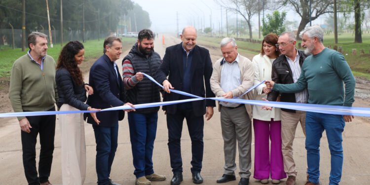 Perotti inauguró obras de infraestructura en el departamento San Jerónimo