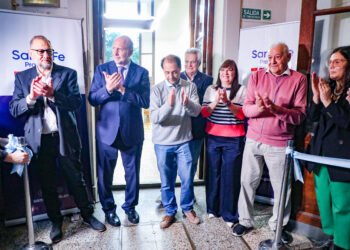 Perotti reinauguró la Sala de Periodistas de la Casa de Gobierno