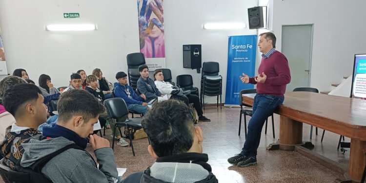 La provincia realizó una jornada de intercambio con jóvenes de Scholas Ciudadanía