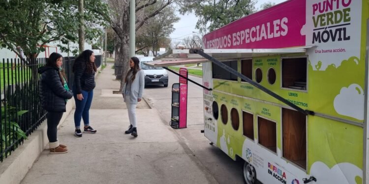 Correcta disposición del aceite vegetal para su reciclaje