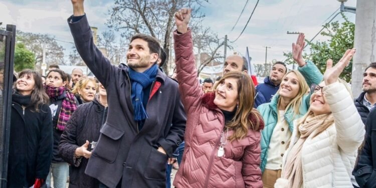 Cierre de campaña «El domingo damos el primer paso para cambiar Santa Fe»