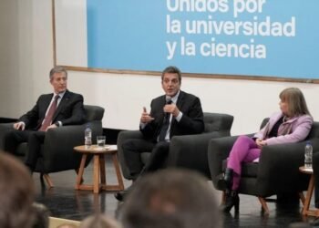 Encuentro federal Massa: «Para Unión por la Patria la Universidad Pública es un orgullo y vamos a defenderla»