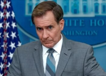 Video Estados Unidos admitió que modificaron sus entrenamientos aéreos por la presencia de OVNIS