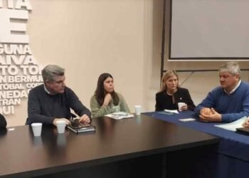 Festram, representantes de intendentes y presidentes comunales llegaron a un acuerdo en la paritaria municipal