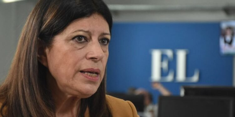 Conociendo al candidato Clara García: «En Santa Fe es necesario recomponer el diálogo político»