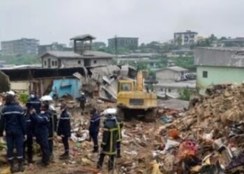 Tragedia en Duala Se derrumbó un edificio en Camerún y murieron al menos 37 personas