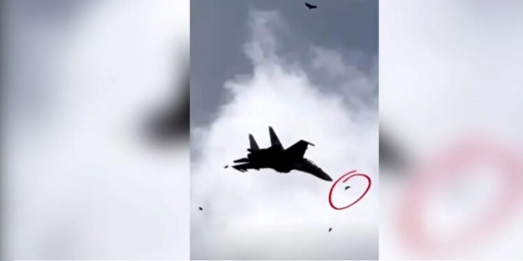 En Venezuela Un avión militar se estrelló por culpa de un ave y murió su piloto