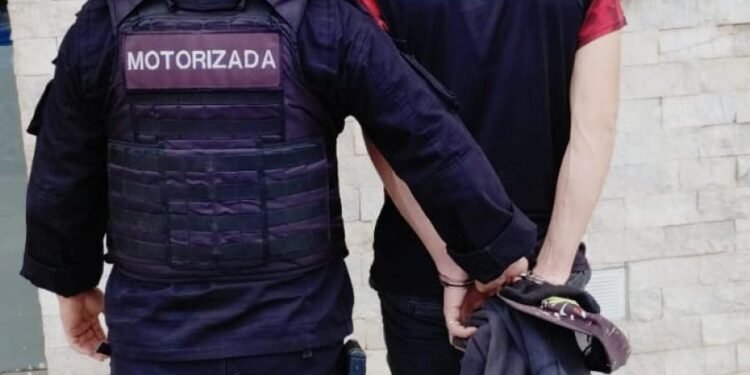 Dos personas detenidas tras intervenciones de la GUR y la Policía