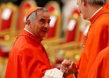 Desde el Vaticano Piden siete años de cárcel para un cardenal por corrupción